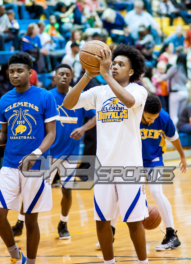 Olen C. Kelley III's coverage of the Samuel Clemens vs Lee boys basketball game