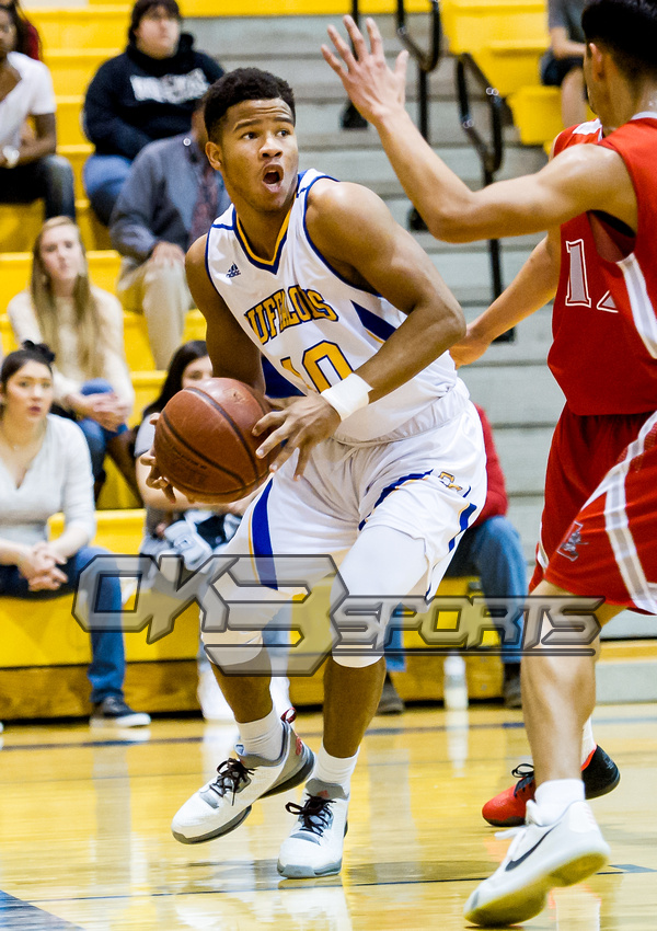 Olen C. Kelley III's coverage of the Samuel Clemens vs Lee boys basketball game