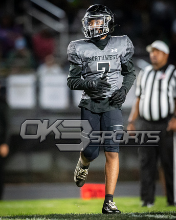 OK3Sports coverage of the high school football game featuring Northwest Jaguars and the Einstein Titans